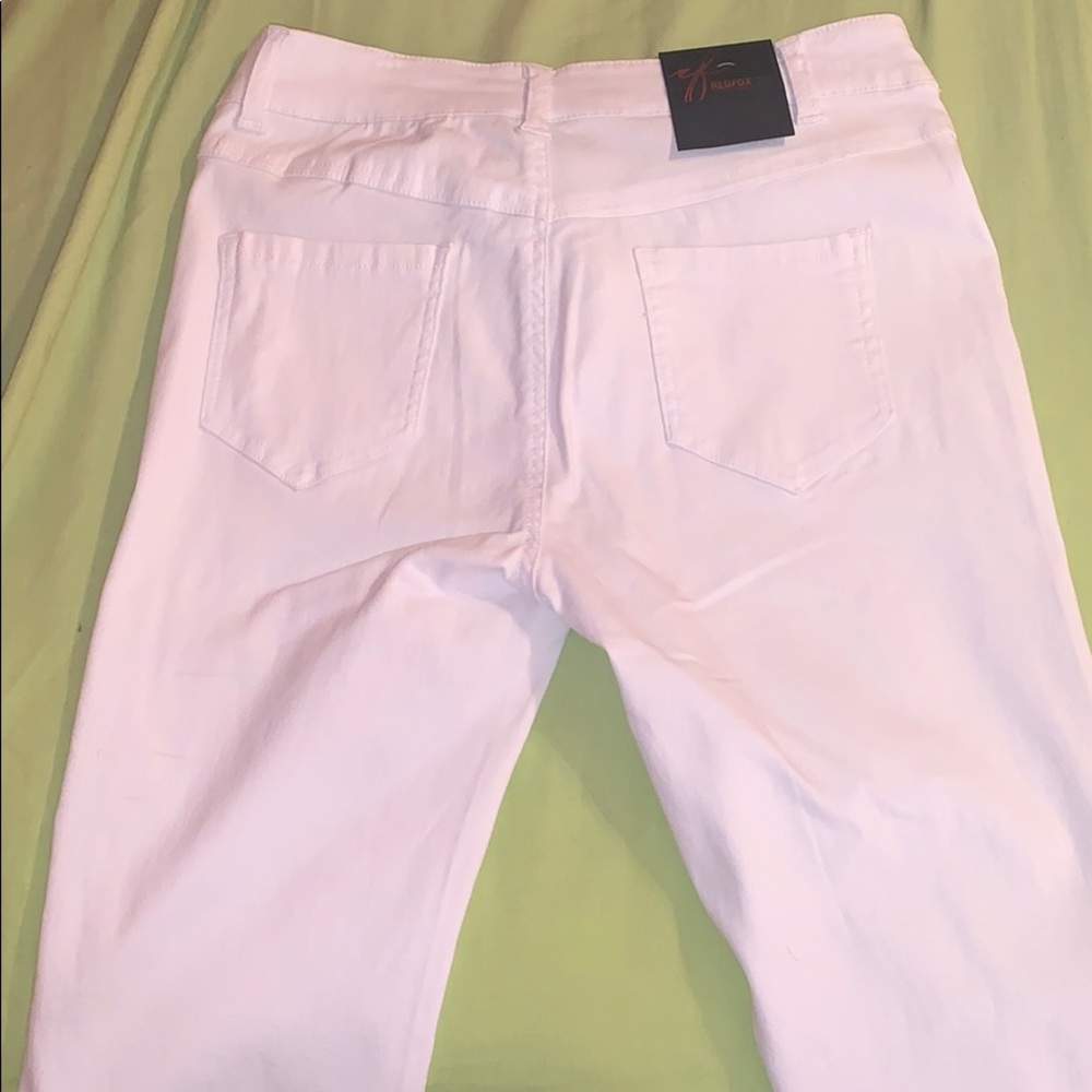 White Redfox Shorts - Picture 3 of 3